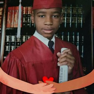 Meet your Posher, Emmanuel